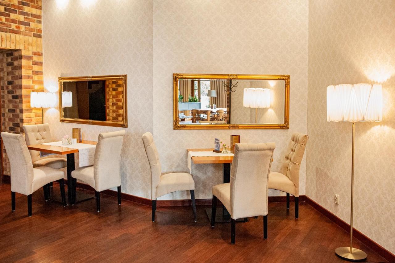 Hotel Spichlerz Lubawa Kültér fotó