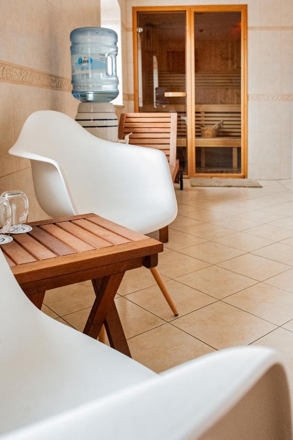Hotel Spichlerz Lubawa Kültér fotó